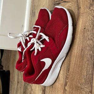 Red Nike shoes women or kids